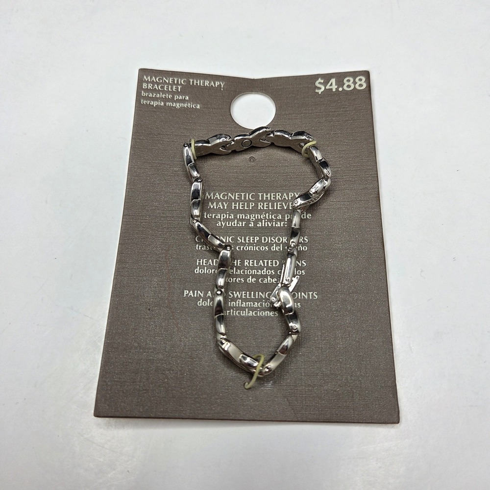 Walmart Magnetic Therapy Bracelet XO Link Silver Tone New G7/61